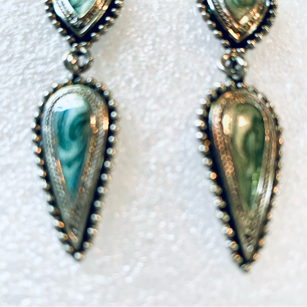Aztec Design Earrings - Picture 4 of 6